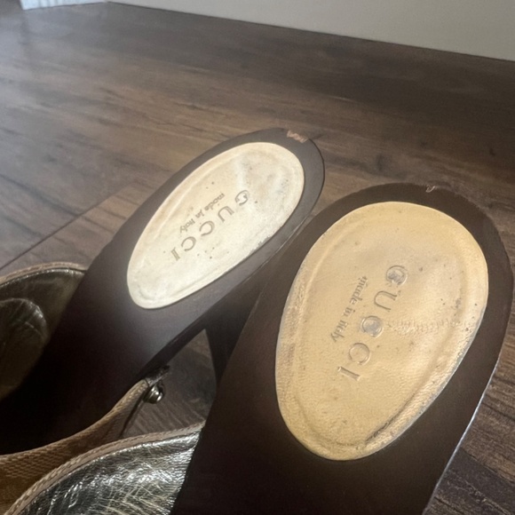 Gucci Beige GG Canvas Icon Clog Sandals - Picture 3 of 8